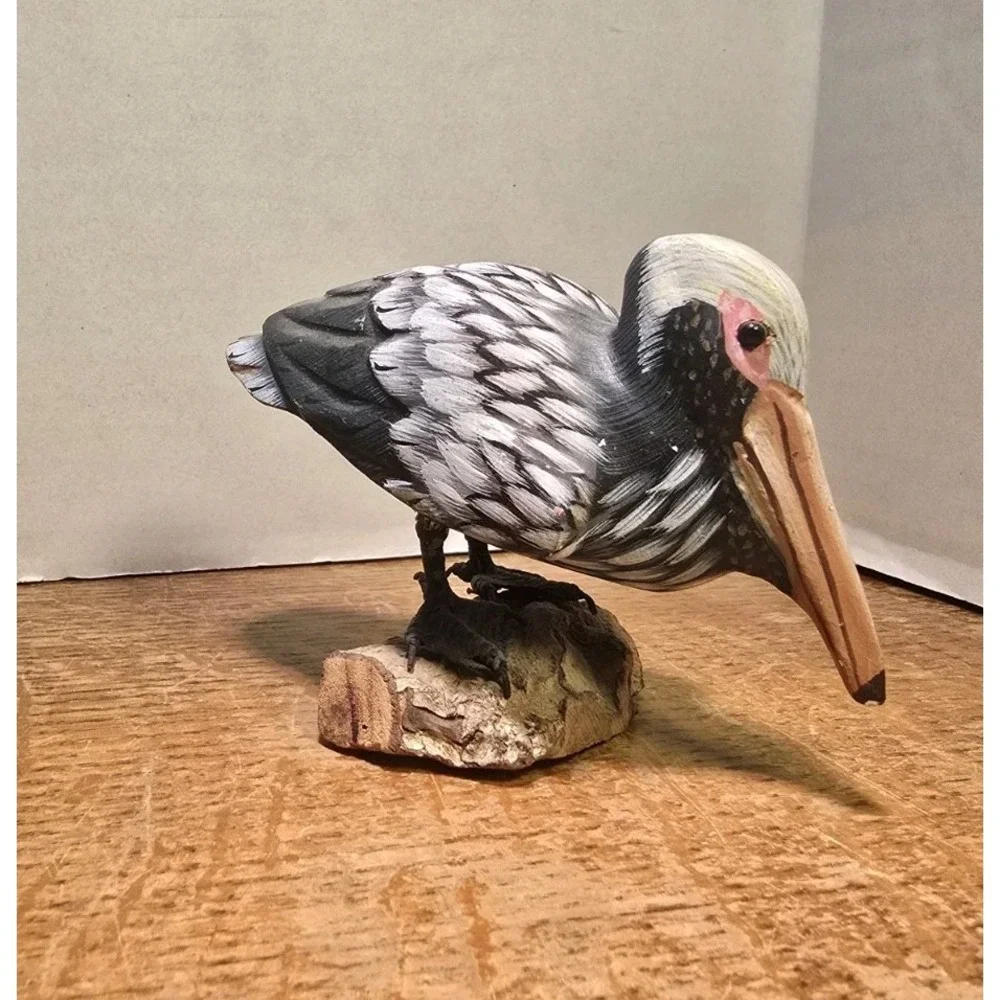 N/A pelican wooden